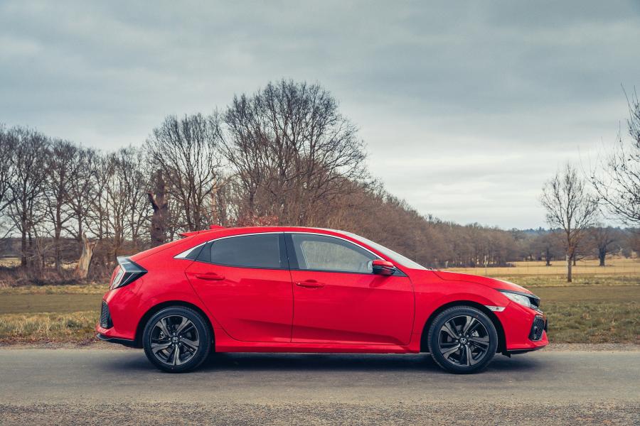  Honda Civic Hatchback (FK7) 2017 года  (UK) (фото 19 из 41)